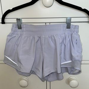Lululemon light purple 2.5 inch Hotty Hot shorts size 6